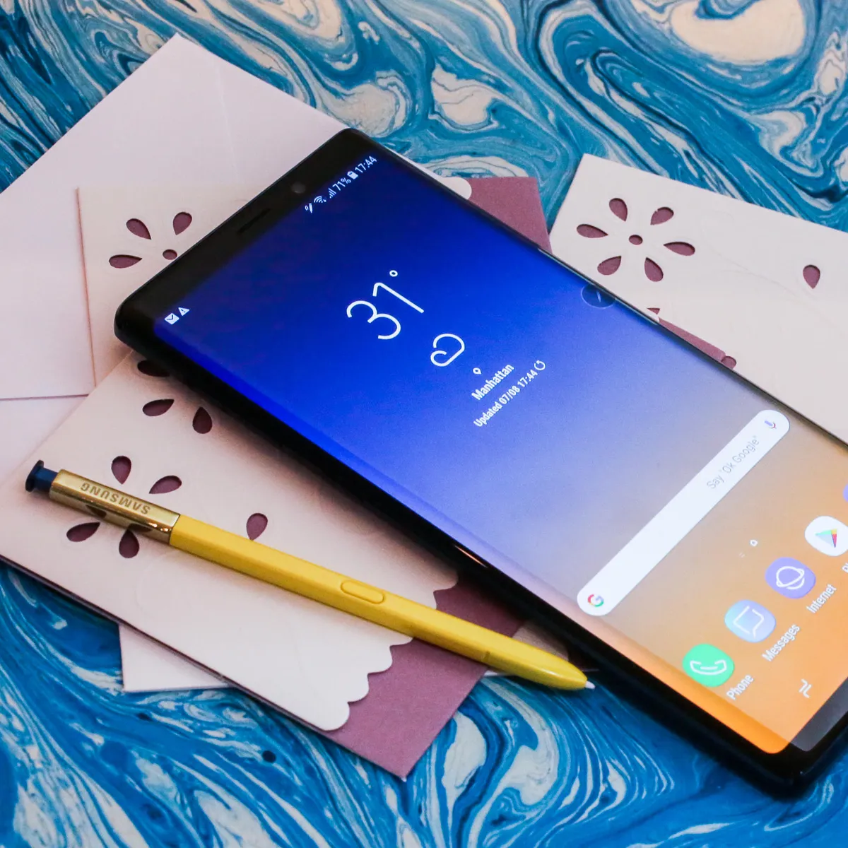 SAMSUNG Galaxy Note 9   (128GB, 6GB) 6.4", Snapdragon 845, IP68 Water Resistant, Global 4G LTE